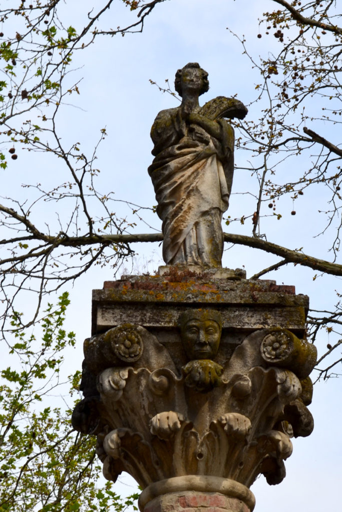 Italy: Grazzano Visconti