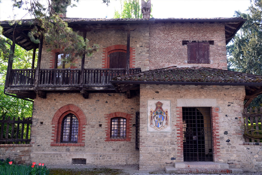 Italy: Grazzano Visconti