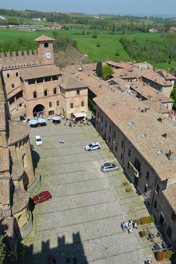 Italy: Castello'Arquato